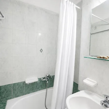 Eleana By Ghh Hotel 3*